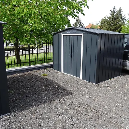 Apartman Nebuzely Appartement