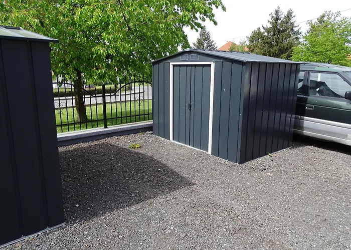 Apartman Nebuzely Appartement